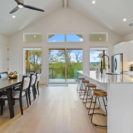 Modern 3Br 3Ba In Steiner Ranch W Balcony Dining Yard W Grill By Austin Vacay Apartment